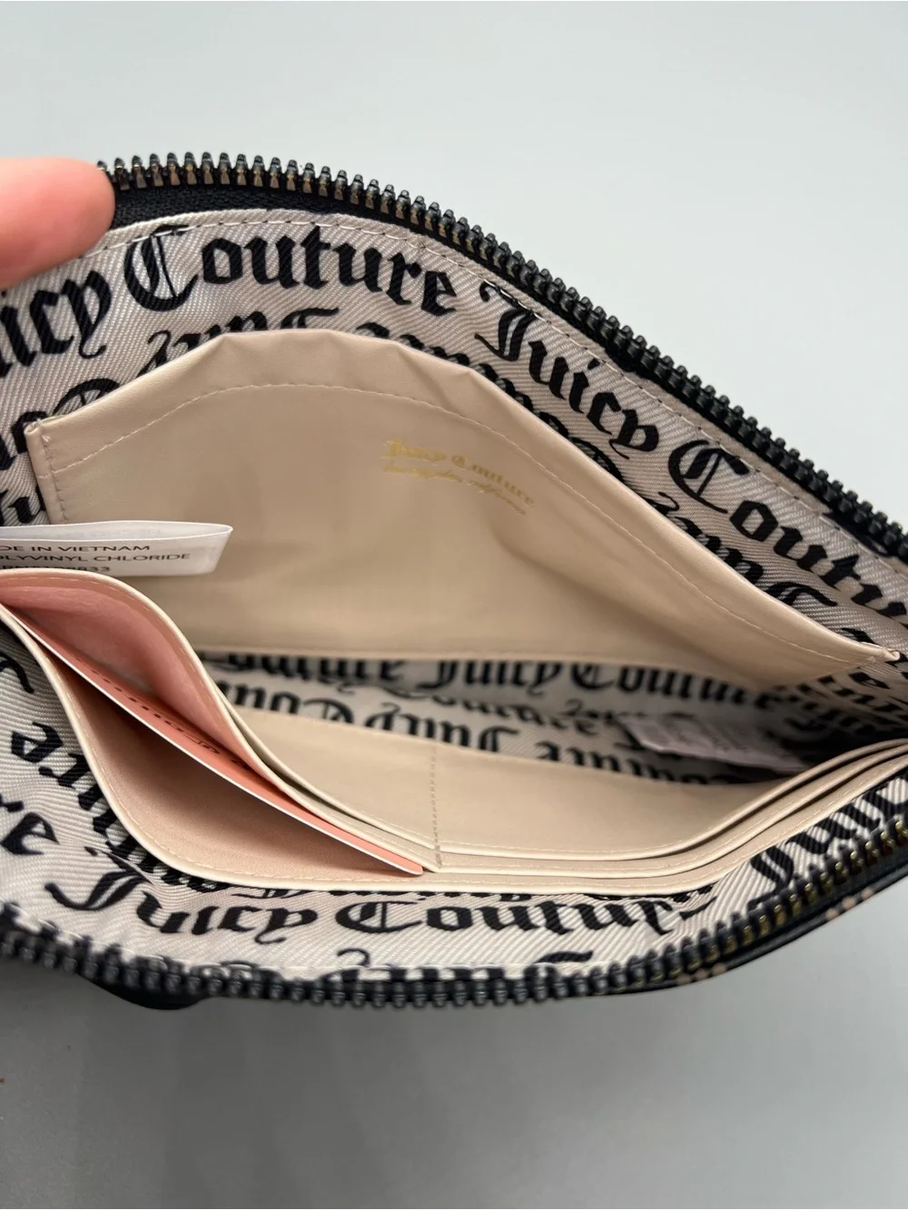 Juicy couture all out of love wristlet